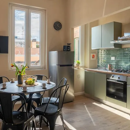 Penthouse Vado Collection